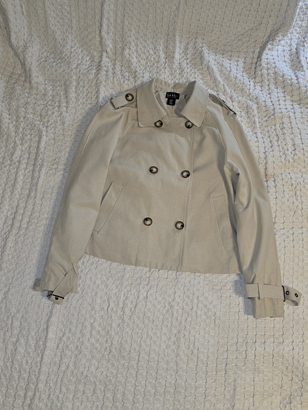 Nicole Miller New York Cropped Trench Jacket Beige Medium EUC